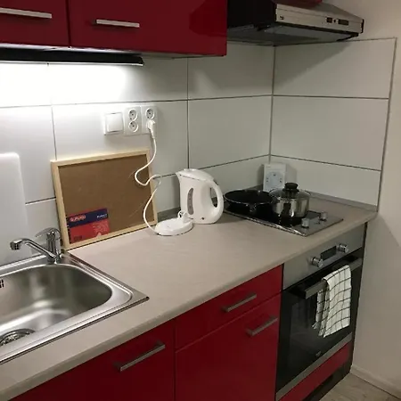 Near The Center With Privat Parking Apartment *