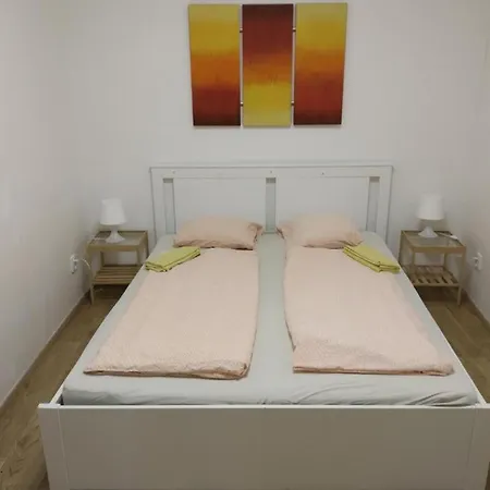 Near The Center With Privat Parking Apartment Brno