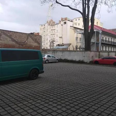 Near The Center With Privat Parking *