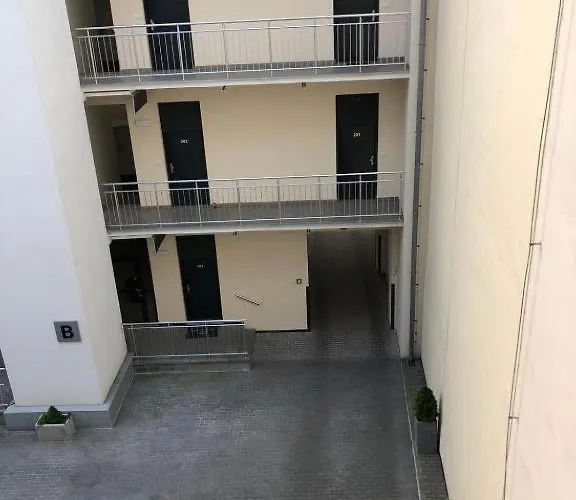 Apartment Near The Center With Privat Parking *